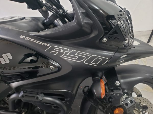 20210716_143658 Sticker Superior de Carenaje V-strom 650 abs