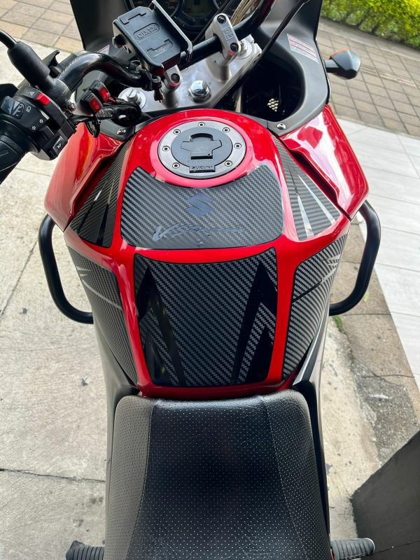 467634063_1085785126890407_708148310705579578_n Kit de Protector de Tanque en Vinilo de Fibra de carbono