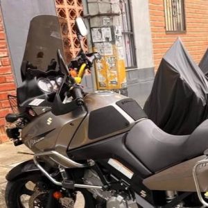 474535008_122201651306037108_6357716676929636695_n Protector de Tanque Goma Semi Rigida - Vstrom Clasica