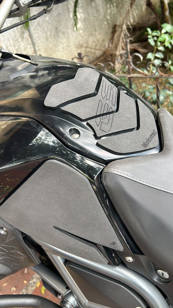 IMG-20230919-WA0021 Kit de Protector de Tanque En Goma Semi-Rigida - F800GS